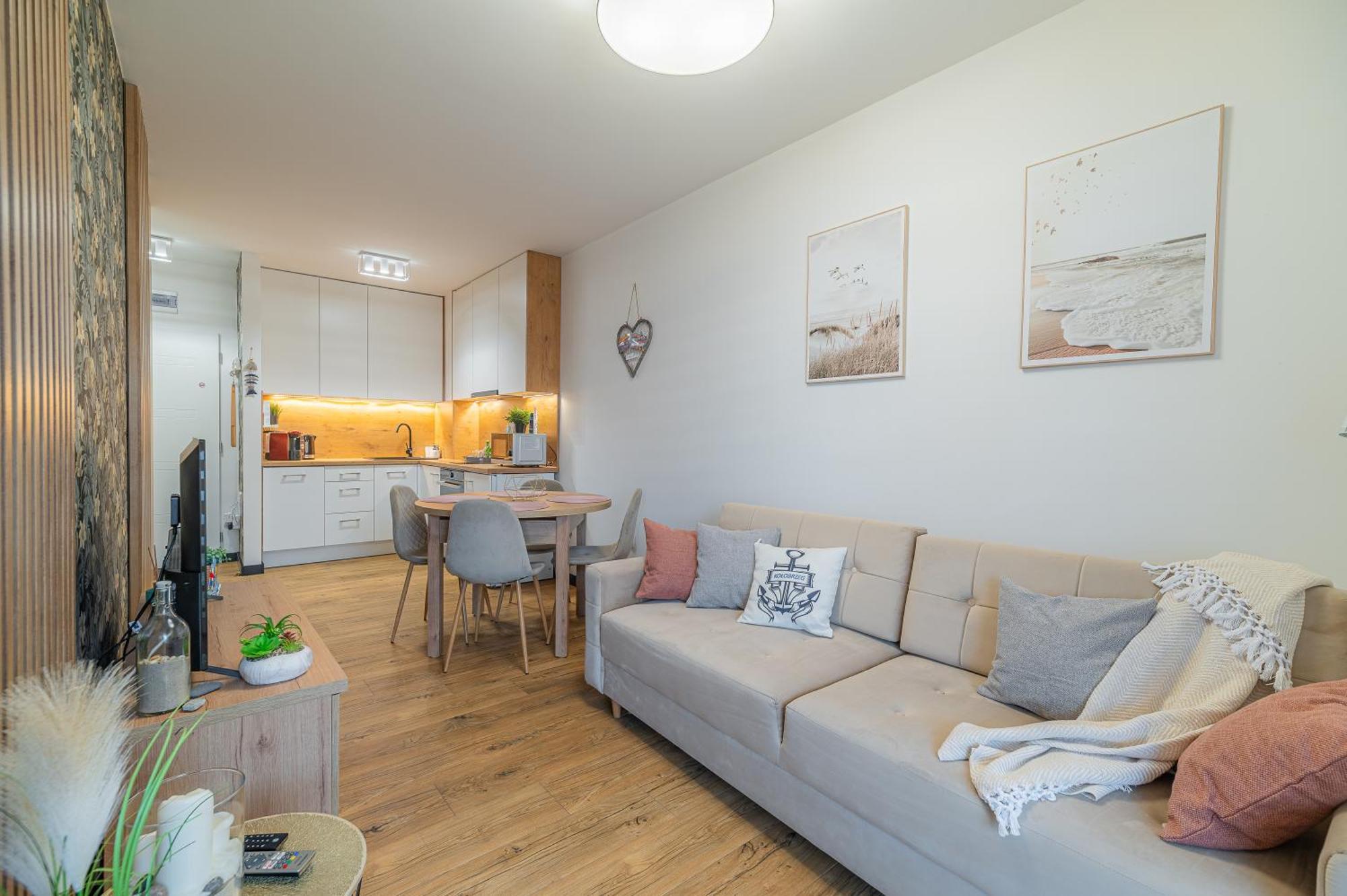 Horyzont Apartamenty - Kapitanski Mostek- Blisko Portu- Sniadania Колобжег Экстерьер фото