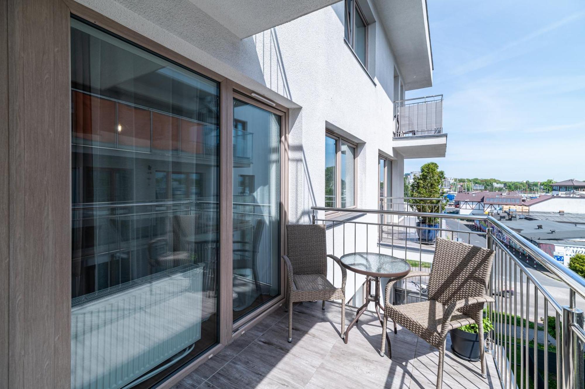 Horyzont Apartamenty - Kapitanski Mostek- Blisko Portu- Sniadania Колобжег Экстерьер фото